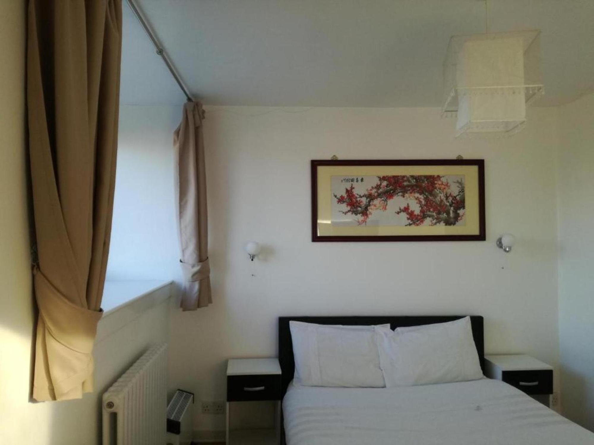 Ardenlea House 4*